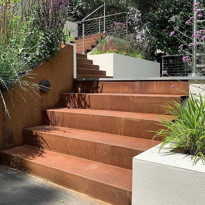 Modern Garden Art Sculpture