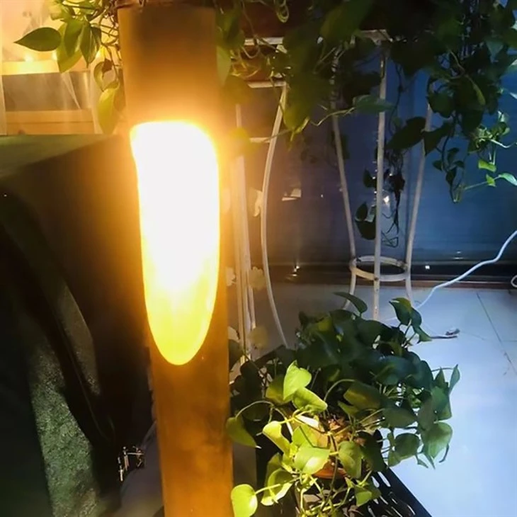 Round Pillar Light Box